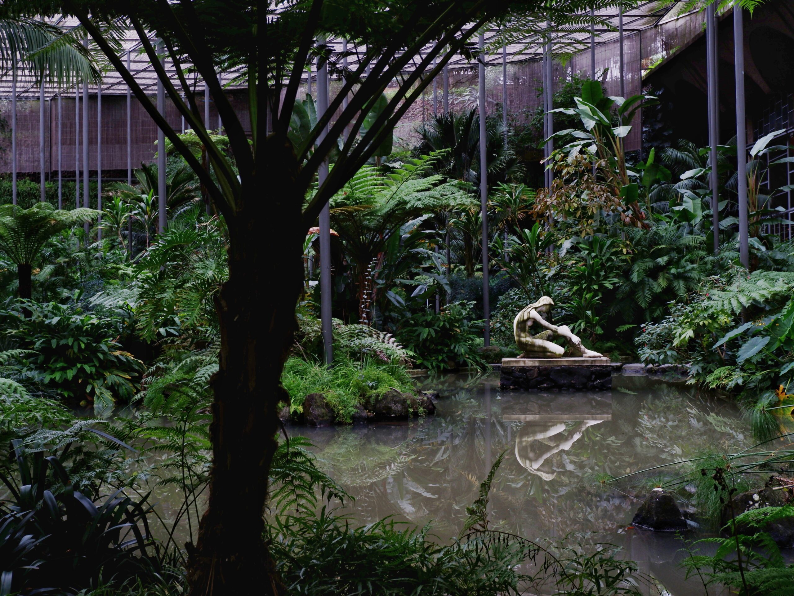 Estufa Fria sculpture