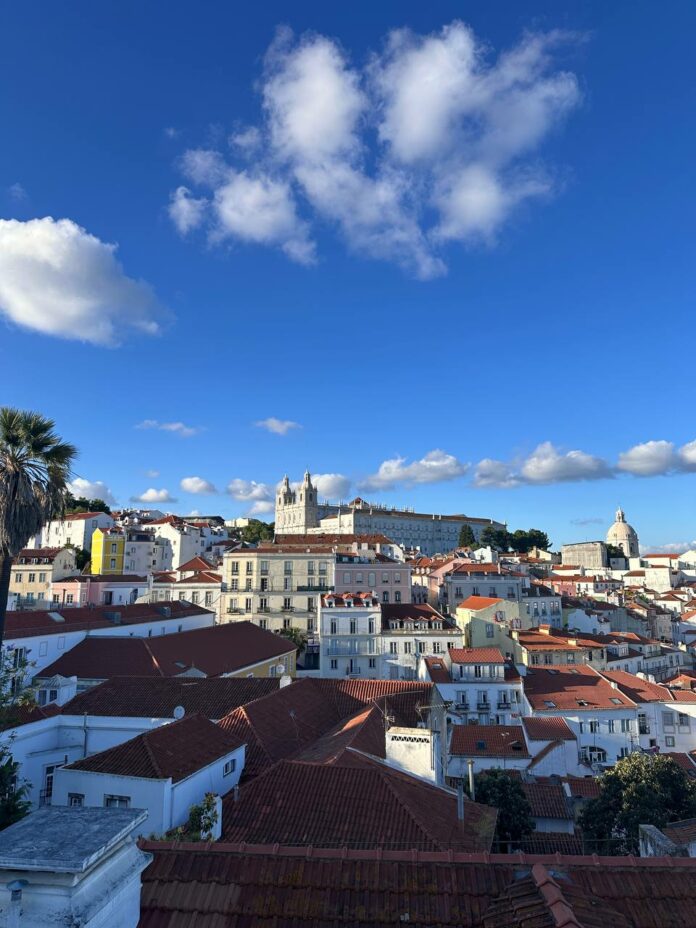 miradouro-santa-luzia Miradouro de Santa Luzia, Lisbon