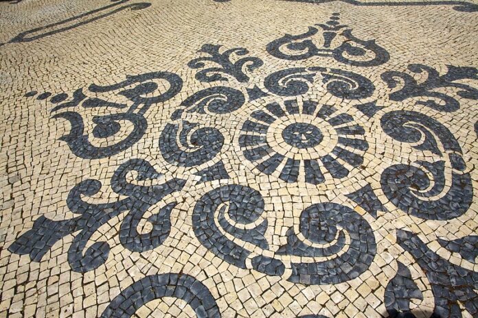 4574905868_978ba8c0f0_c