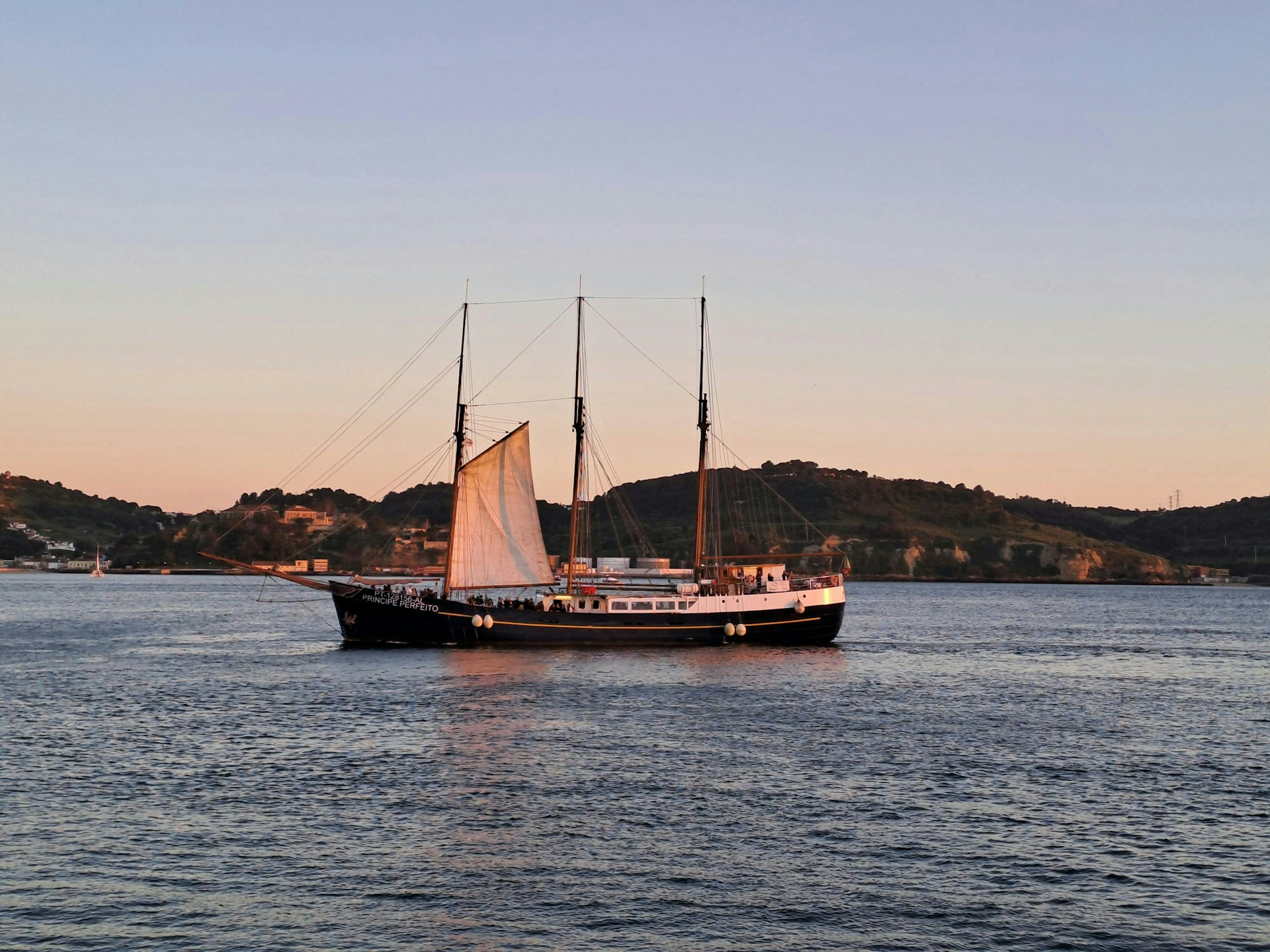 Things to do in Lisbon in August: attend a Lisbon boat party!